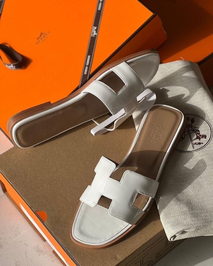 Hermes Sandals